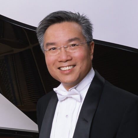 portrait of pianist alvin chow